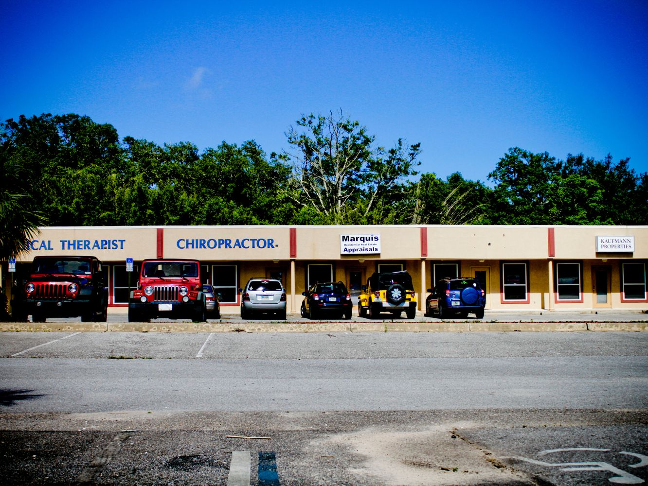 RB Office Park: 4657 Gulf Breeze Pkwy, Gulf Breeze, FL 32563
